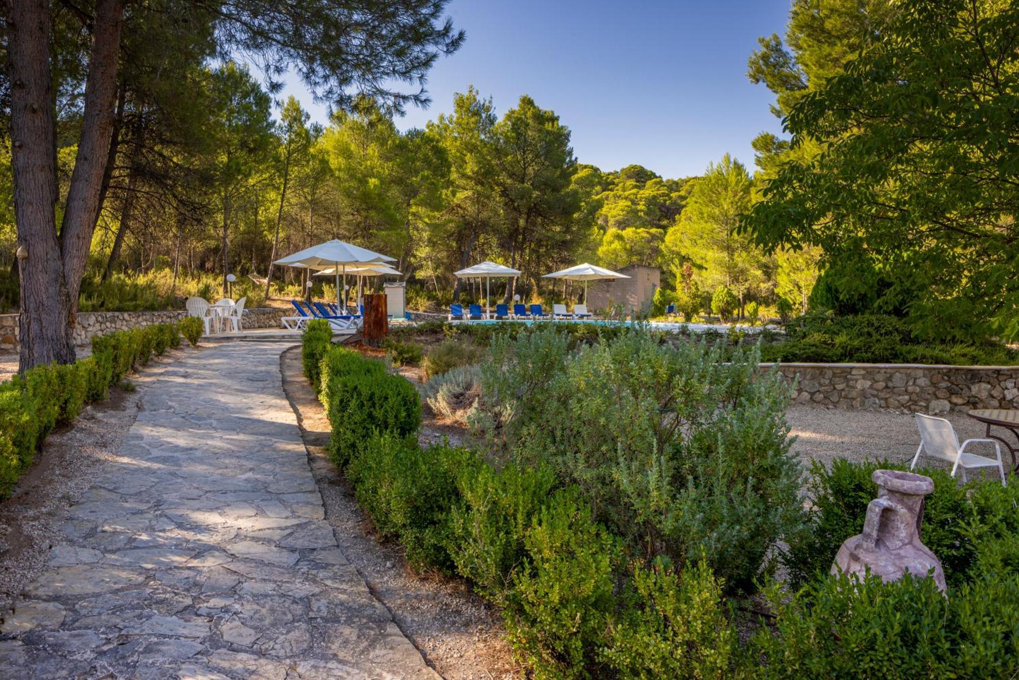 Hotel Rural Mas Fontanelles Биар Екстериор снимка