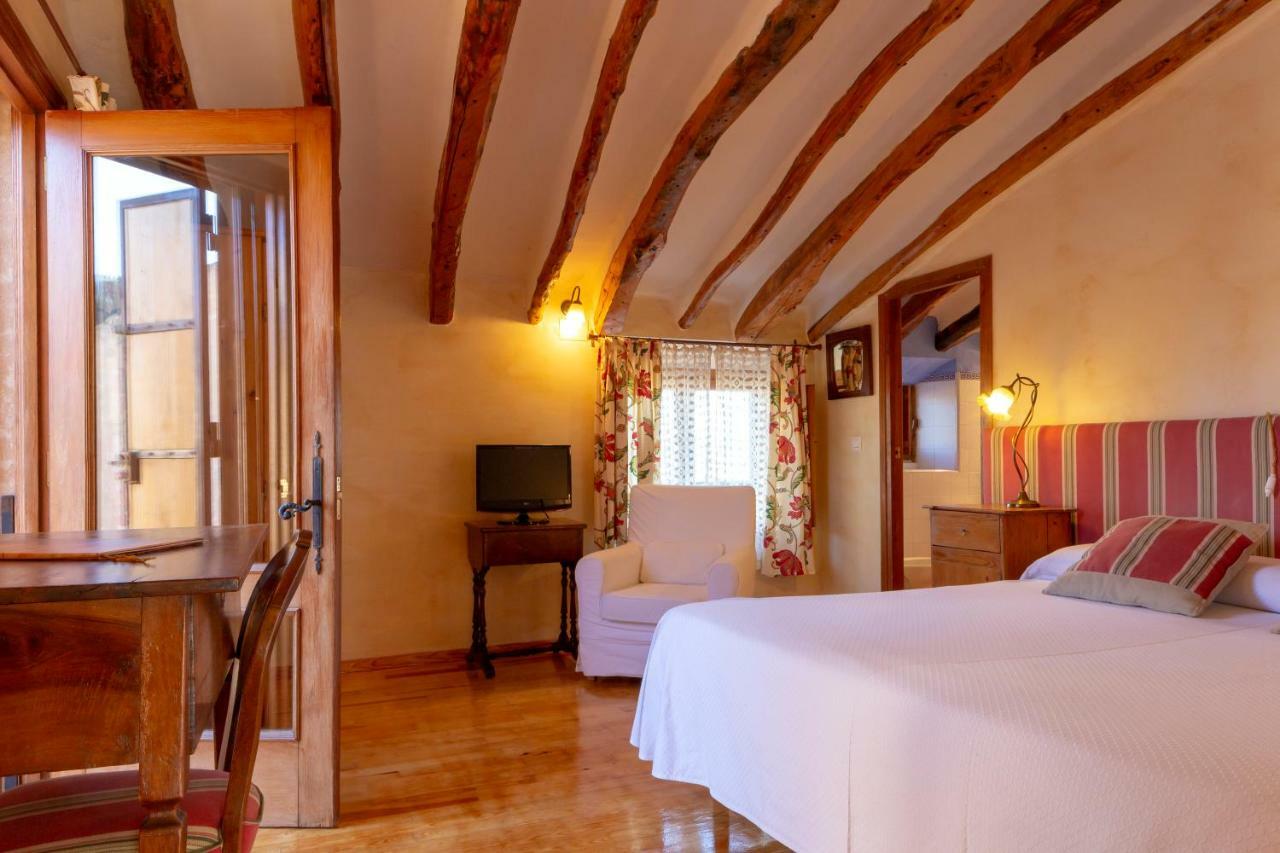 Hotel Rural Mas Fontanelles Биар Екстериор снимка